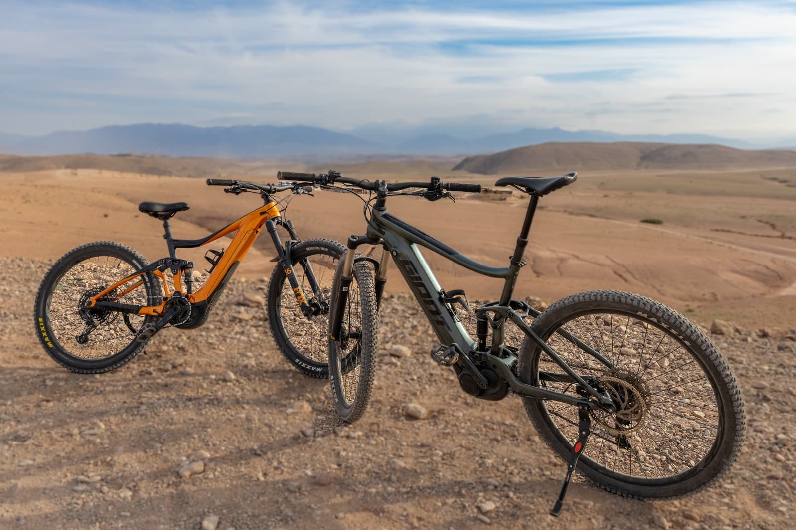 VTT électrique GIANT pour tours e-bike Marrakech